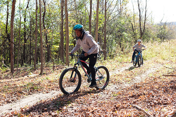 randolphvt1819_trip03_mtbike_bdf_1817