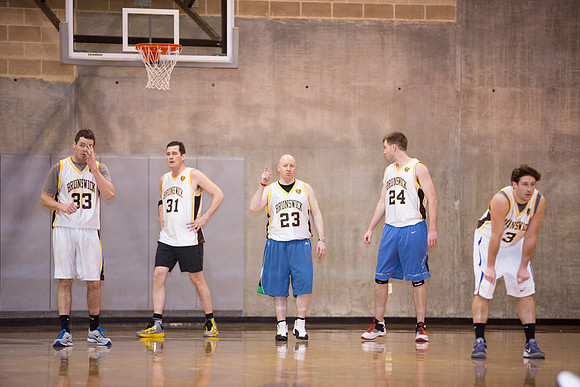 alumni_vs_varsitybball_jk_2955