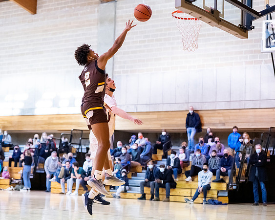 basketball_2022-01-22_dburns_2831