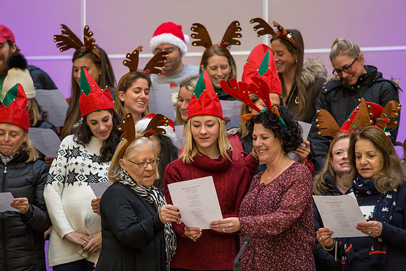 holiday_assembly_jfess_0033