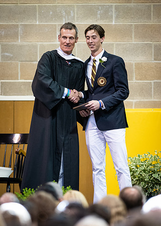 graduation19_wkl1_9702