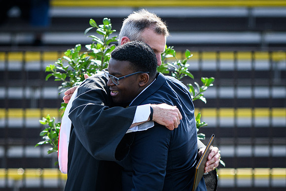 graduation22_diplomas_wkl_0864