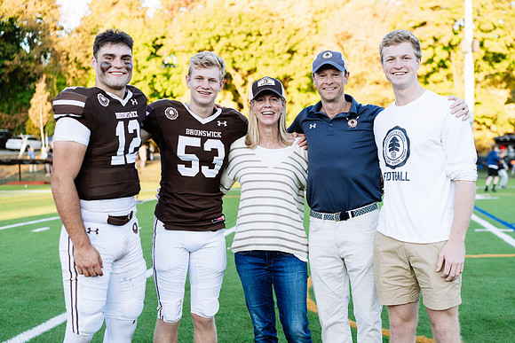 hc24_football_jk_7083
