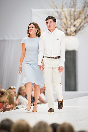 fashionshow17_runway_wkl_0532