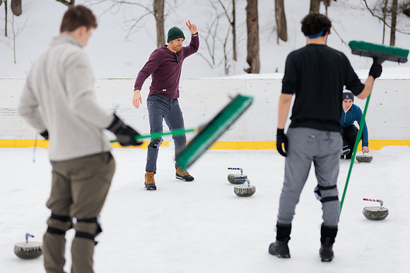 randolphvt2122_trip07_curling_bdf_0398