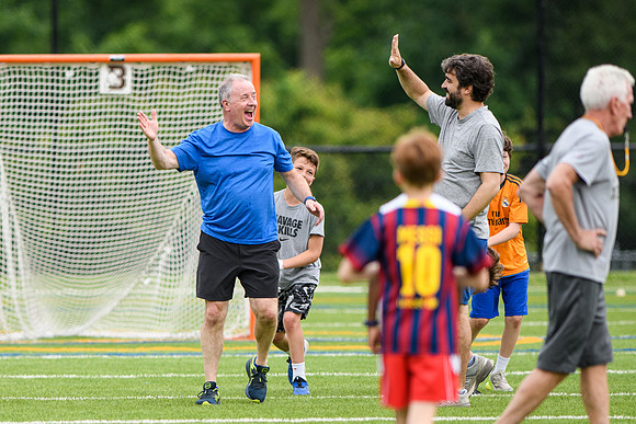 gr4faculty_soccer22_wkl_5925