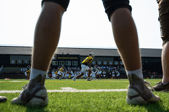 football_scrimmge_2024-09-04_jk_9304