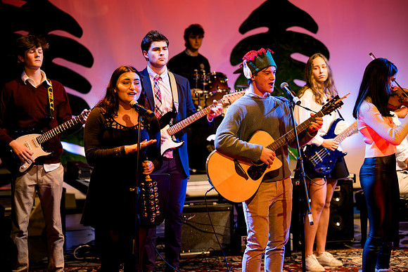 holidayconcert24_us_ah_0400