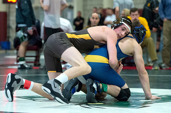 wrestling_wneiswa_champs_dburns_6682