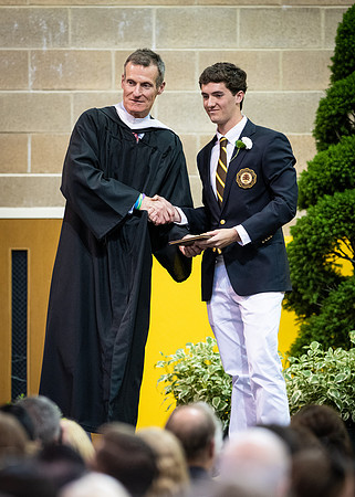 graduation19_wkl1_9954