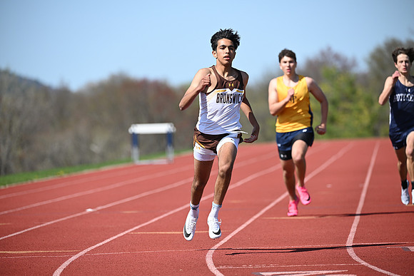 trackfield_2025-04-23_cp_2605