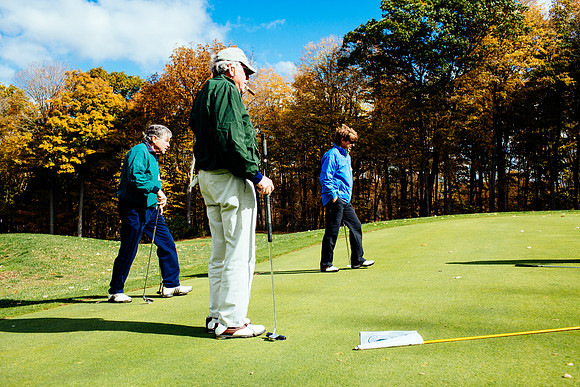 alumni_golfouting13_jk_3457