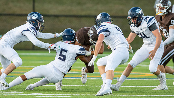 football_2019-09-27_dburns_2668