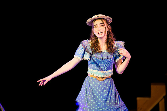 hmspinafore_springmusical25_sat1_us_ah_0254