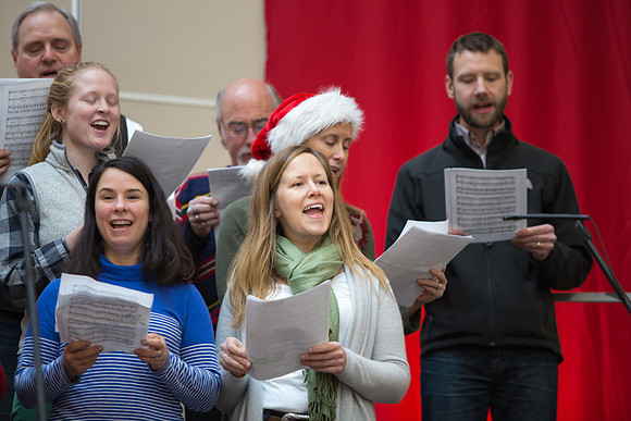 holidayassembly_all_jfess_3376