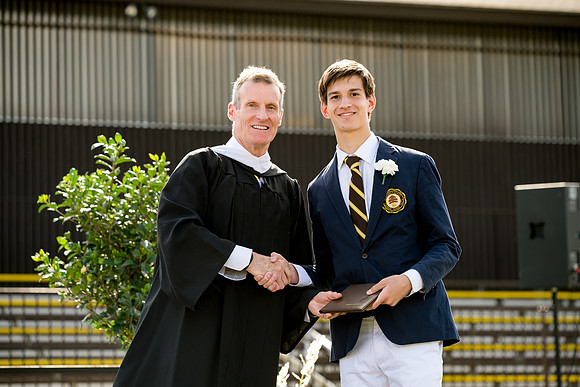 graduation22_diplomas_ah_0258