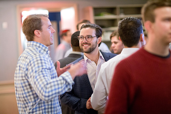 alumni_nyc_happyhr19_mkras_0073