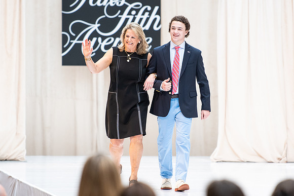 fashionshow19_runway_wkl_0982