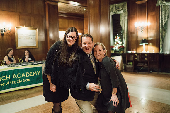 alumni_holidayparty16_jk_5382