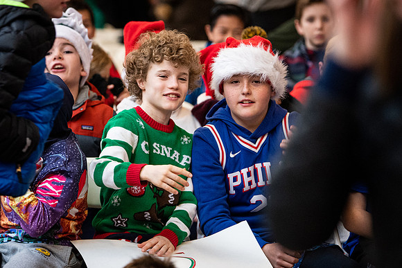 holidayassembly19_wkl_3554