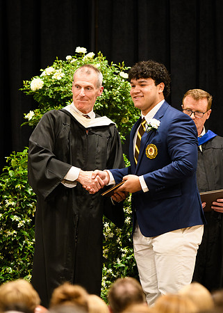 graduation25_diploma_wkl1_5291-2