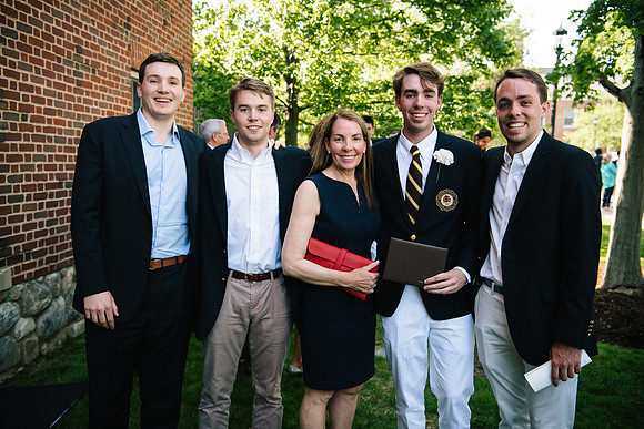 graduation18_ah_0327
