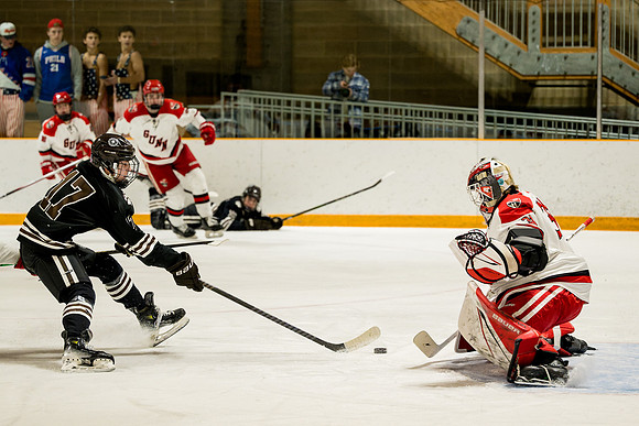 hockey_2025-02-21_ah_0053