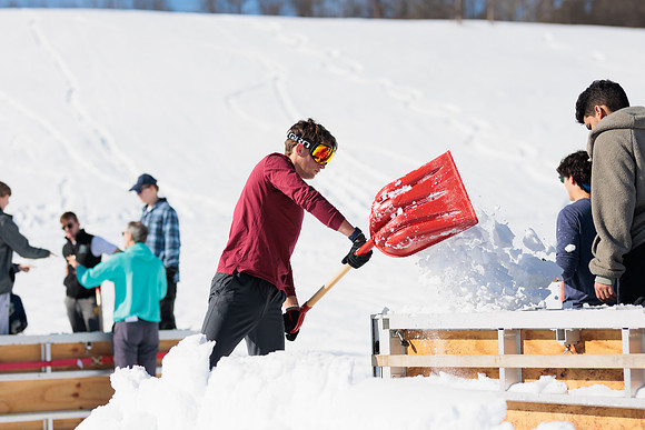 randolphvt2122_trip07_sledding_bdf_0951