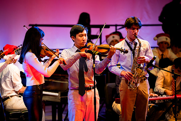holidayconcert24_us_ah_0438