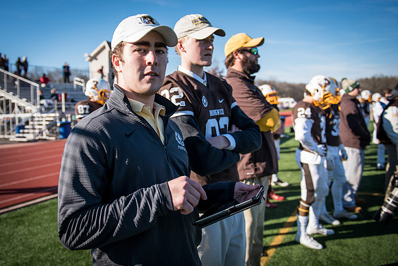football_nepsac15_wkl_0216