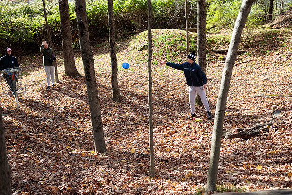 randolphvt1819_trip03_discgolf_bdf_1019