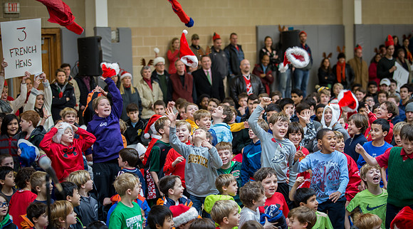 holiday_assembly_jfess_0069