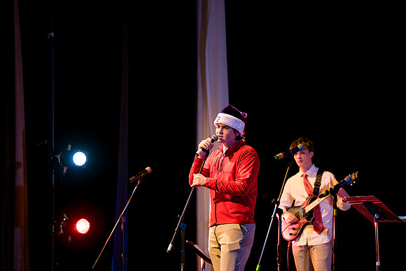 holidayconcert24_us_ah_0215