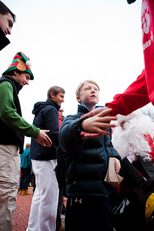 holiday_handshake_kras_0096