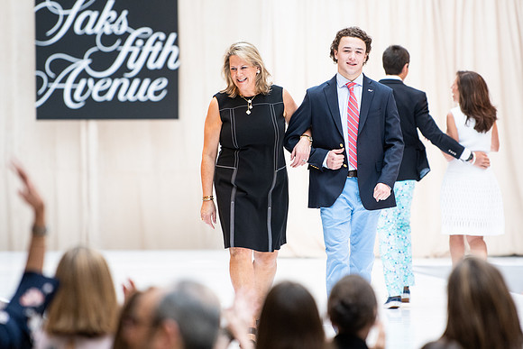 fashionshow19_runway_wkl_0988