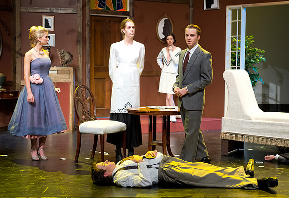 inspectorhound_fallplay_us_db_3870
