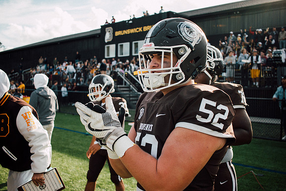 hc17_football_co_0009