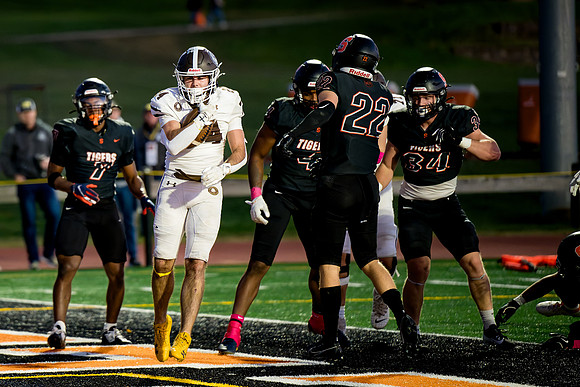 football_2024-10-12_ah_0098
