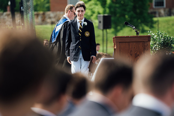 graduation22_diplomas_jk_7645