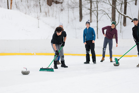 randolphvt2122_trip07_curling_bdf_0353