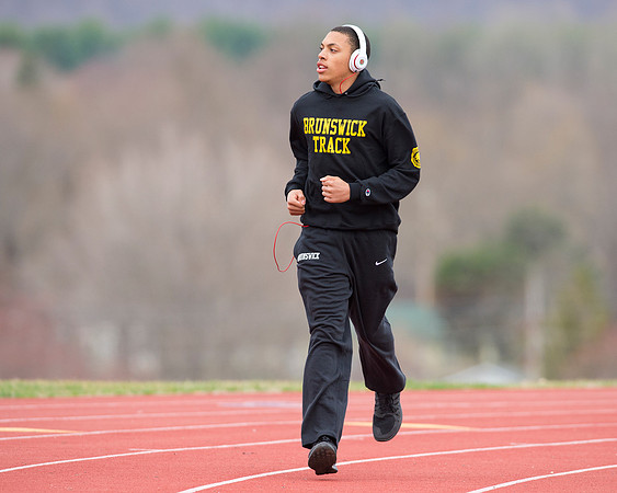 trackfield_dburns_6409