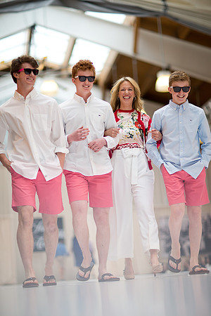 fashionshow19_runway_mk_0368