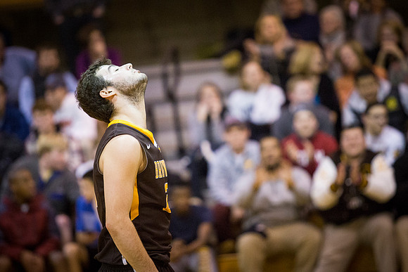 basketball_2015-02-25_playoffs_wkl_2941