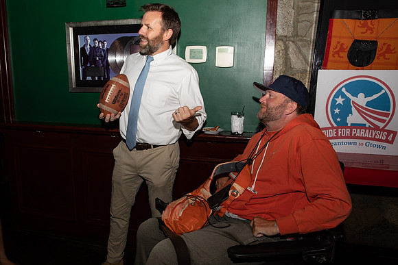 alumni_jannekouri_ride4paralyis_happyhour_gh_0016