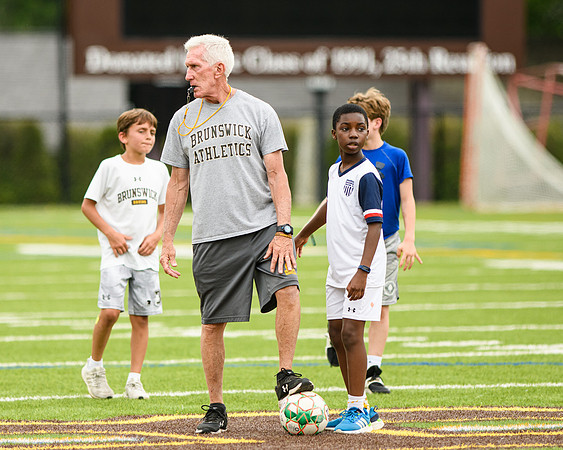 gr4faculty_soccer22_wkl_5907