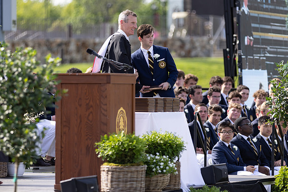 graduation22_diplomas_gh_0532
