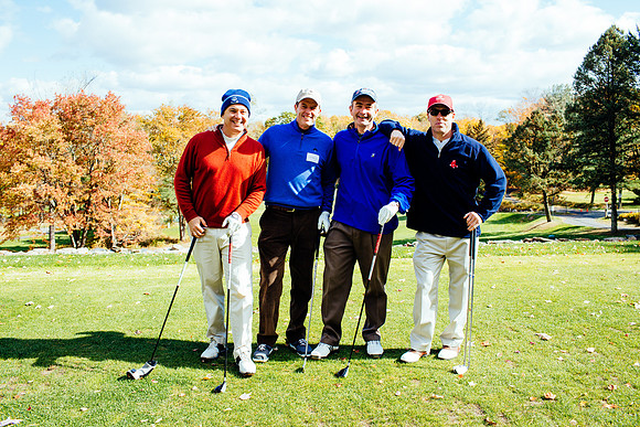 groups_alumni_golfouting13_jk_3489