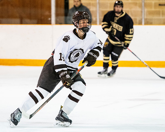 hockey_2018-12-08_dburns_2611