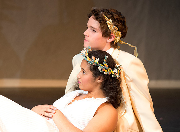 usfallplay_midsummersnight_dburns_3898