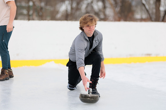 randolphvt2122_trip07_curling_bdf_0861